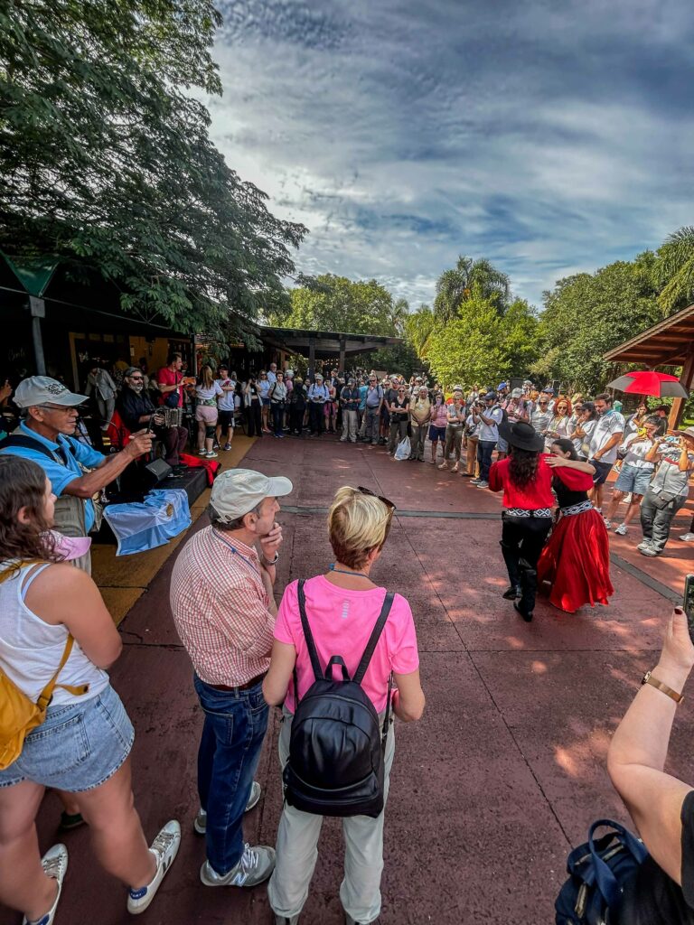Danzas en Iguazú